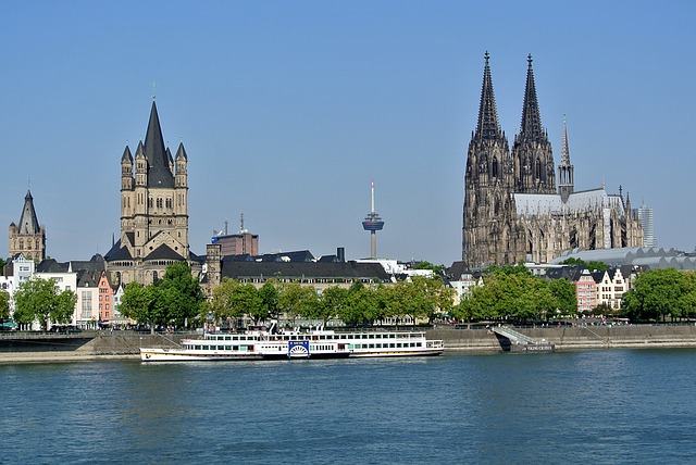 Verkaufsoffener Sonntag Köln - In der Altstadt bleiben keine Shoppingwünsche offen